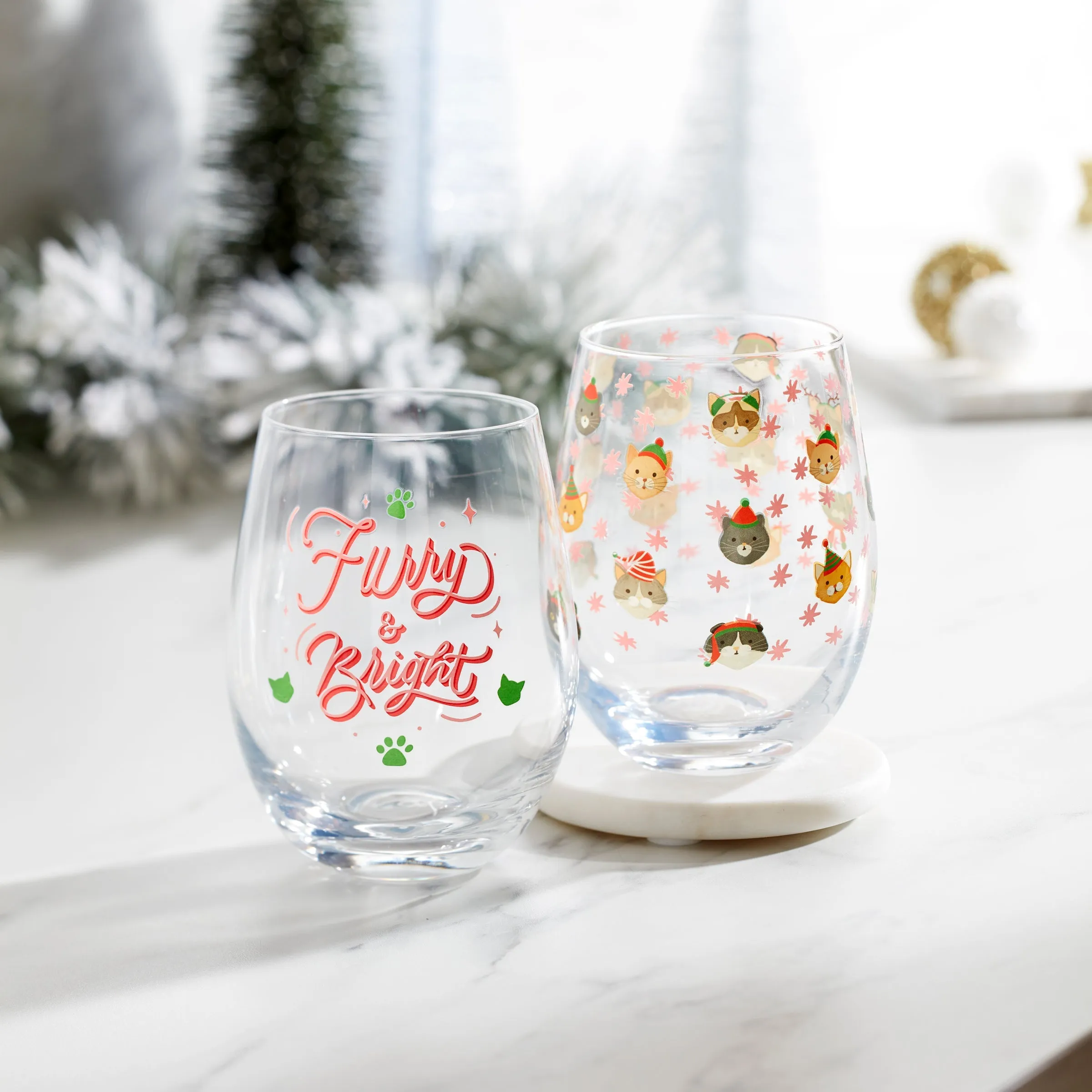 18 Oz "Furry & Bright" Wine Glasses, Set Of 2