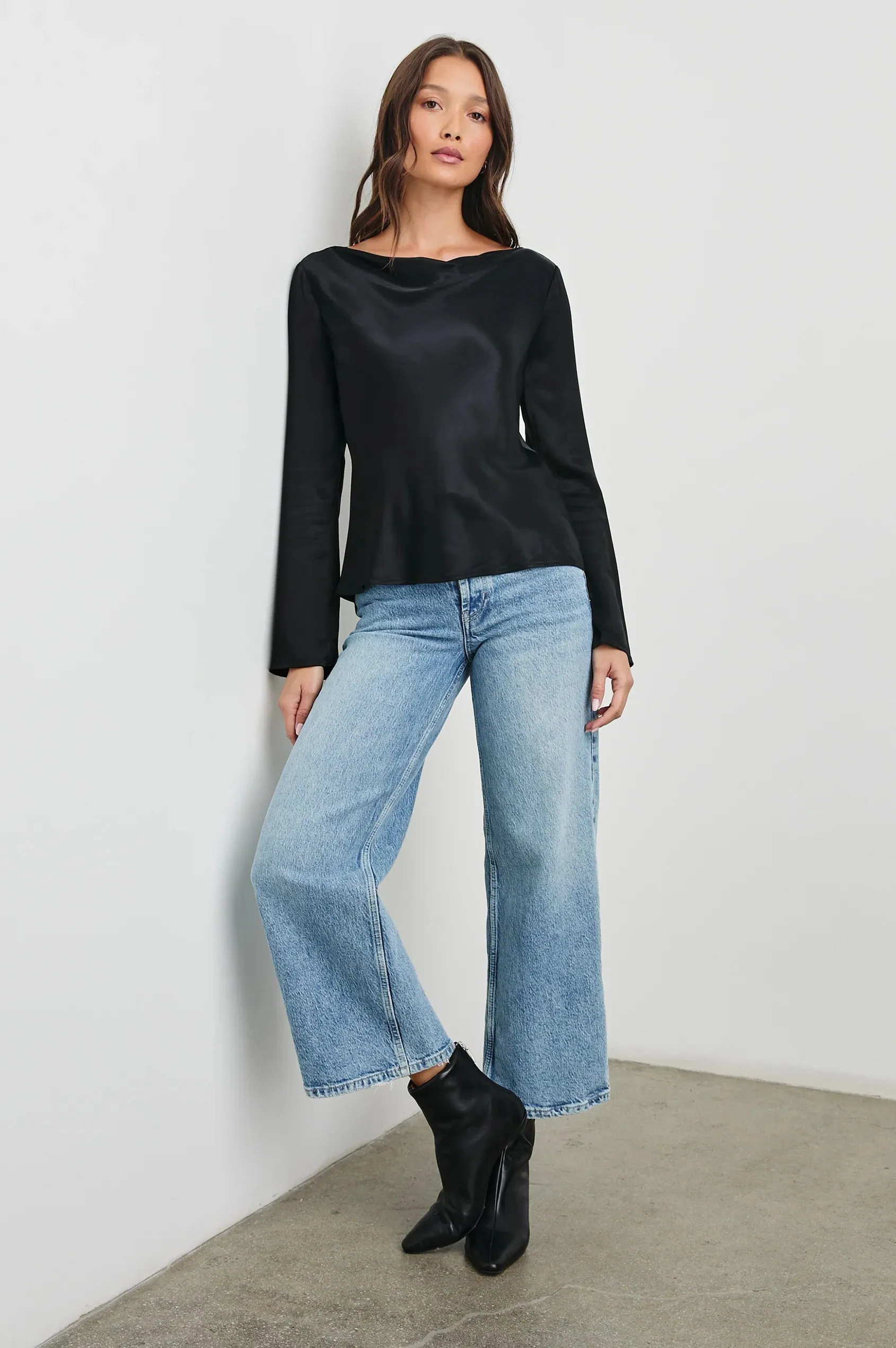 Amari Boatneck Top