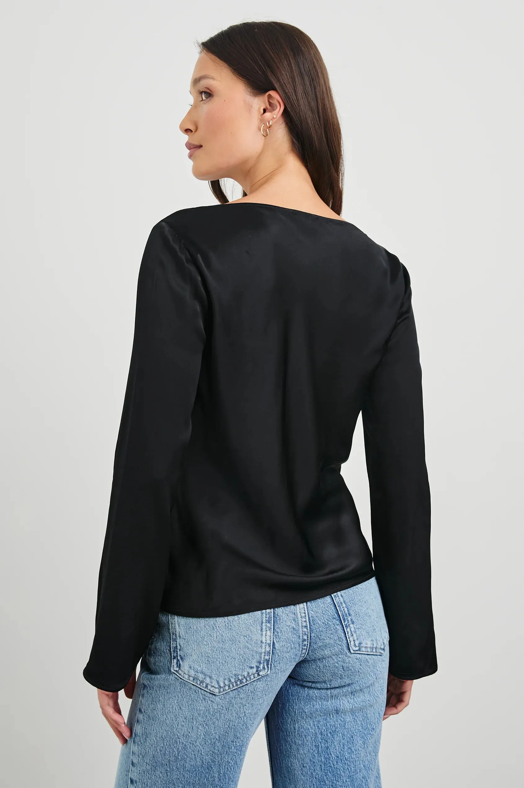 Amari Boatneck Top