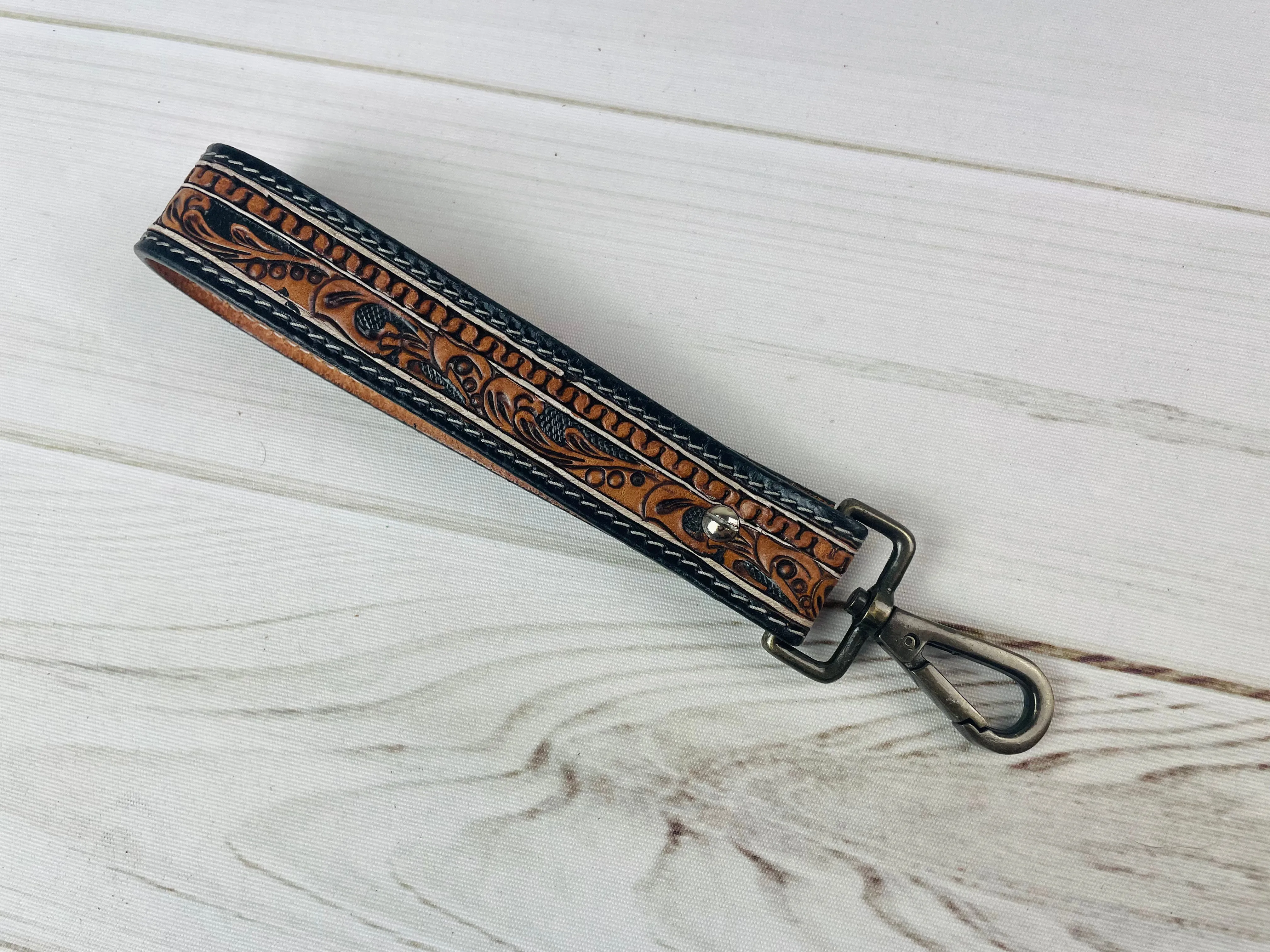 Black Border Floral Tooled Wristlet Leather Keychain