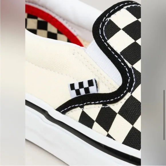 *BRAND NEW/ UNUSED* 🆕 VANS Classic Slip- On Checkerboard Shoe- Mens 6.5 Womens 8