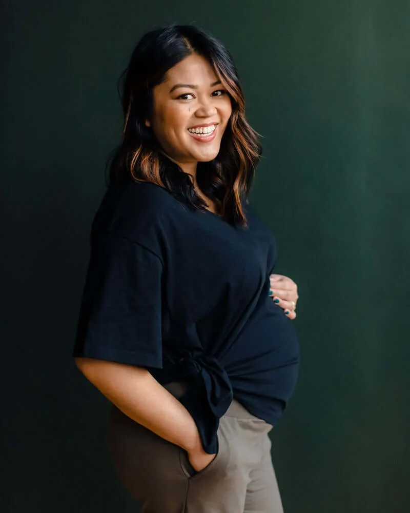Everywhere Nursing & Maternity V-Neck Tee | Black