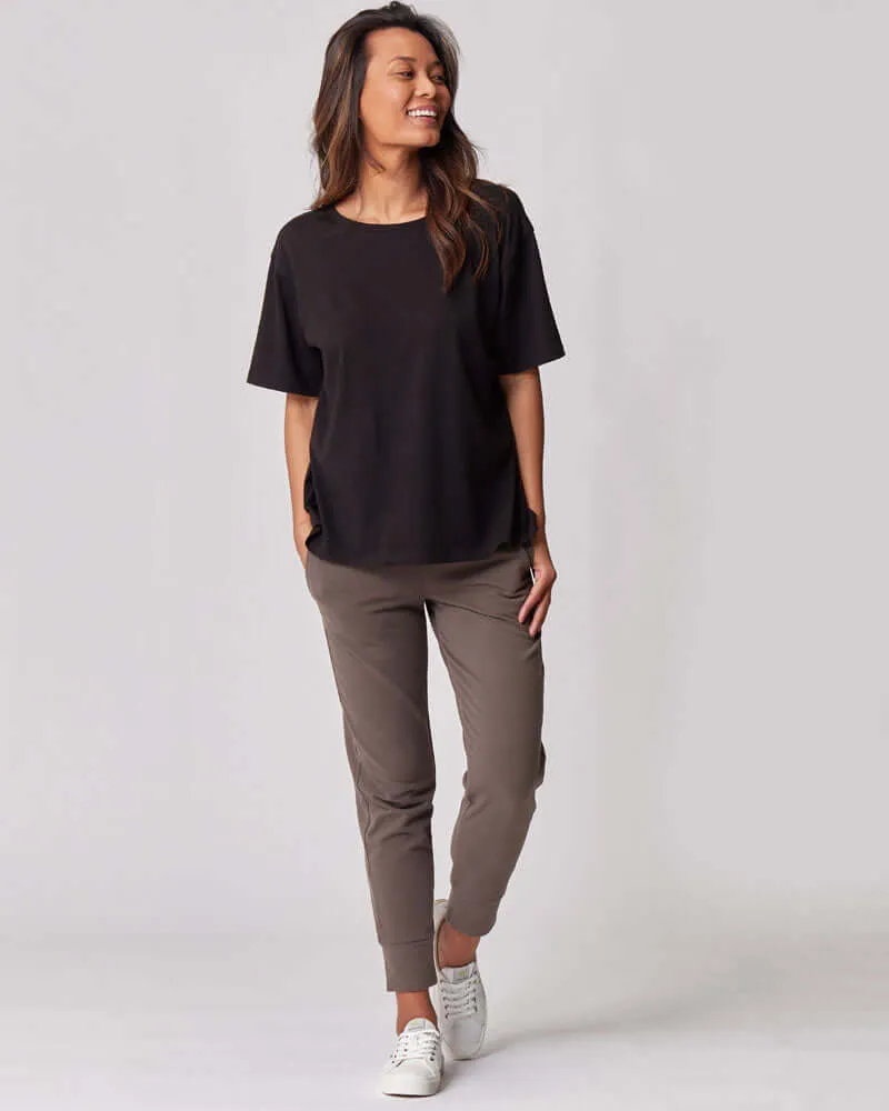 Everywhere Nursing & Maternity V-Neck Tee | Black