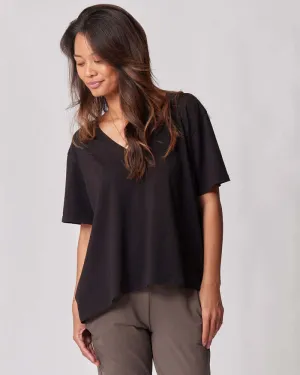 Everywhere Nursing & Maternity V-Neck Tee | Black