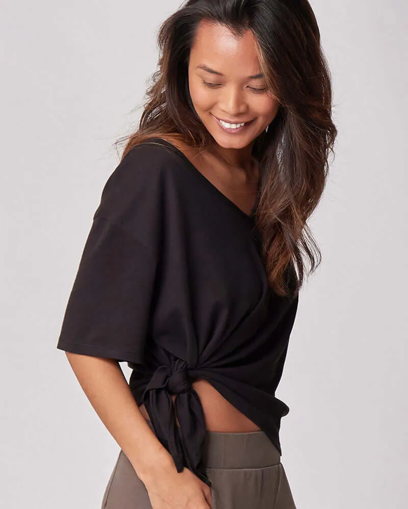 Everywhere Nursing & Maternity V-Neck Tee | Black