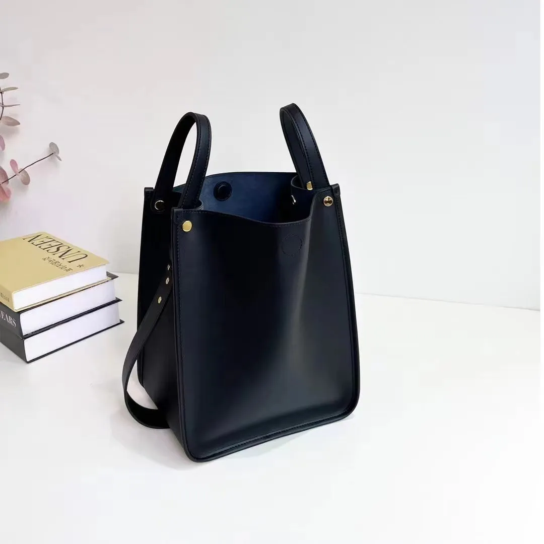 Hunka Weekend Barrel Tote
