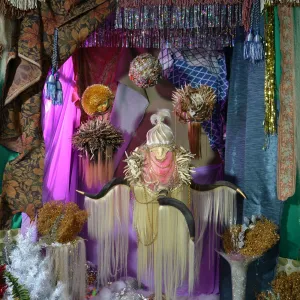 Kat Ryals, "Shrine"