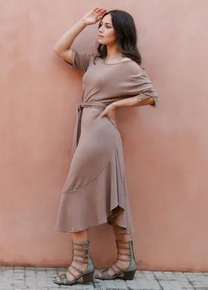 Kayliyah Dress in Doe