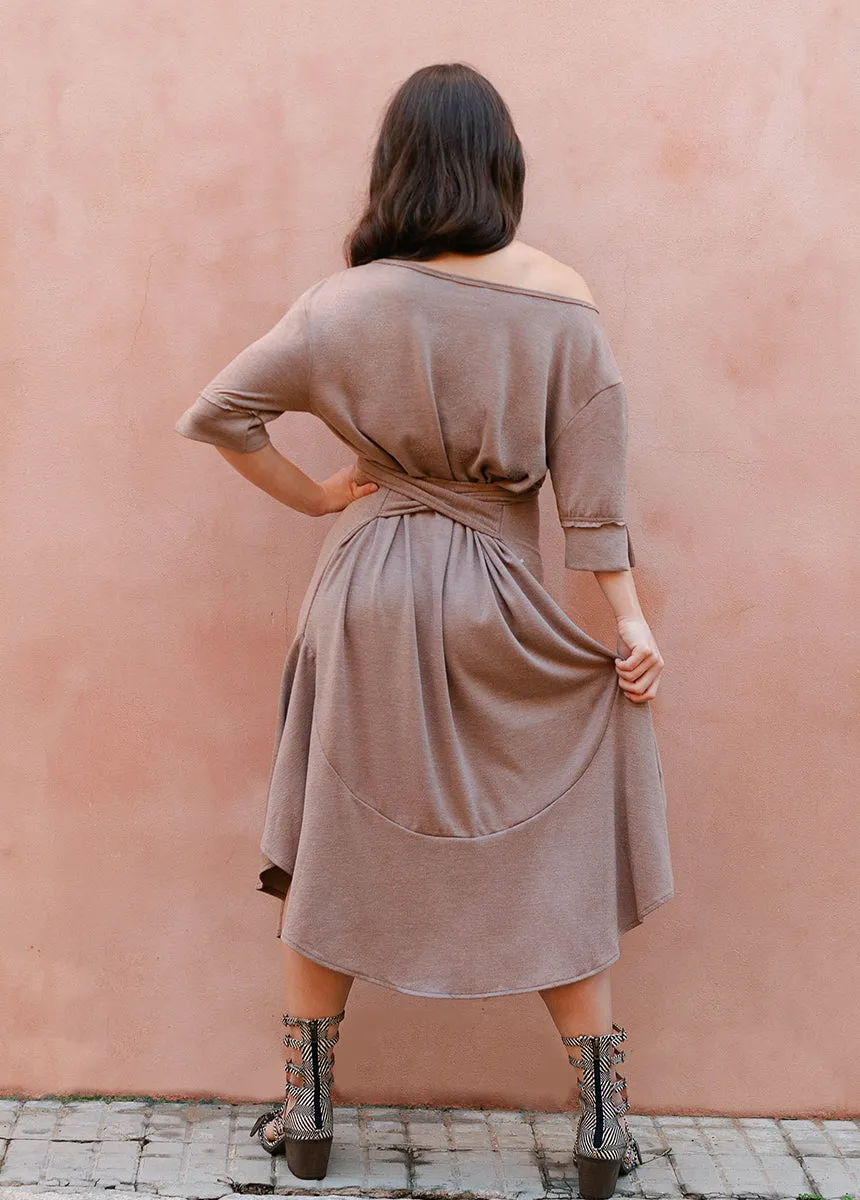 Kayliyah Dress in Doe