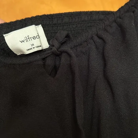 Like new Aritzia Wilfred black corset strappy maxi dress size 14