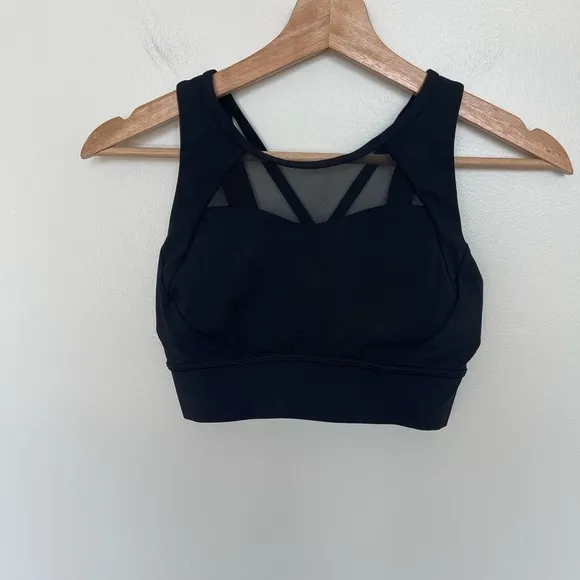 Lululemon Breathe it In Bra Black Mesh Cutout Front Strappy Back Sports Bra