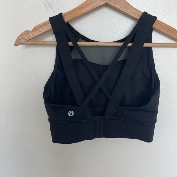 Lululemon Breathe it In Bra Black Mesh Cutout Front Strappy Back Sports Bra