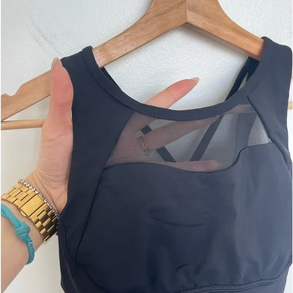 Lululemon Breathe it In Bra Black Mesh Cutout Front Strappy Back Sports Bra
