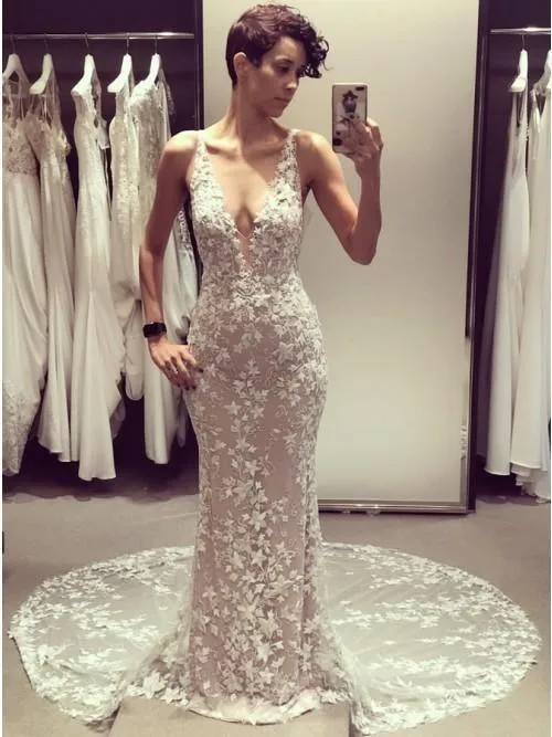 Mermaid V-Neck Backless Court Train Wedding Dress with Lace Appliques TN121