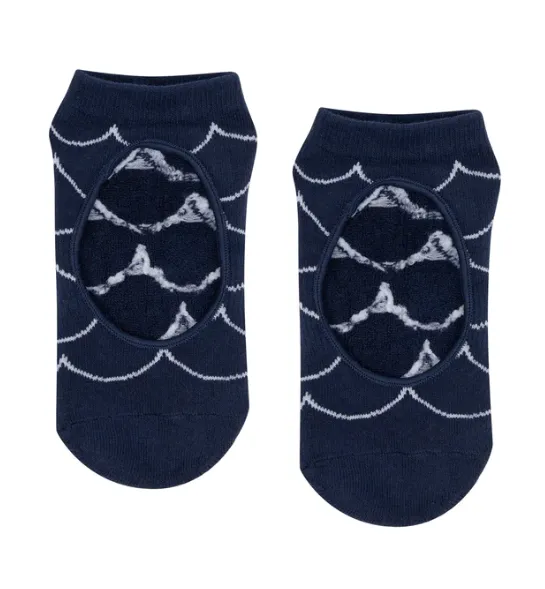 MoveActive Slide On Non Slip Grip Sock - Scallop Navy