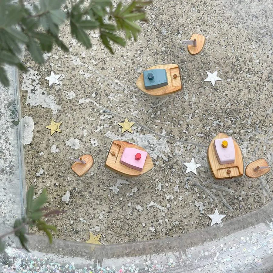 Ofune Wind-Up Boat by Kiko  & gg*