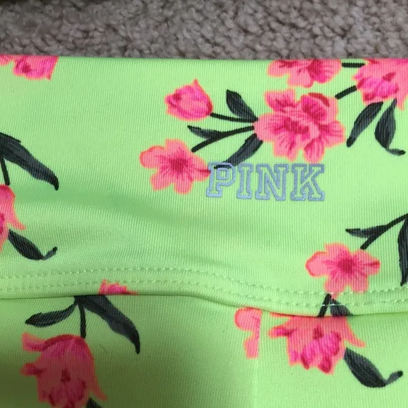 Pink sport XS floral two piece sports bra and shorts athletic set.