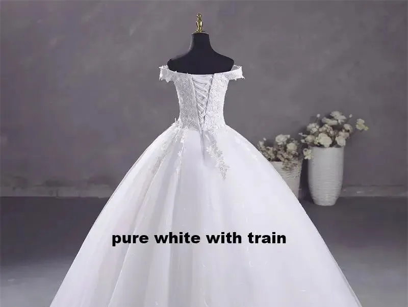 Pure White Wedding Dresses Elegant Boat Neck Ball Gown