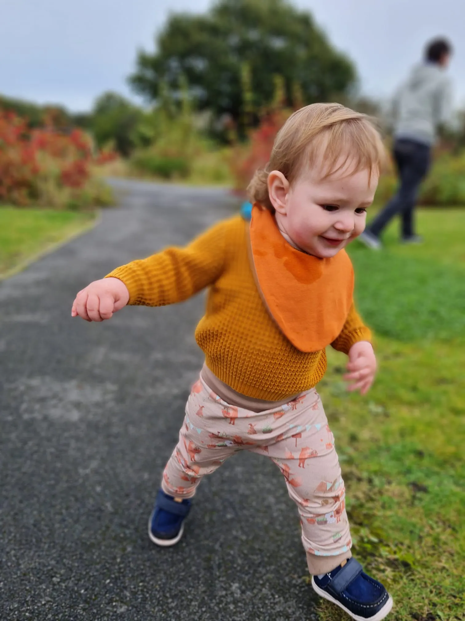 Rust Waterproof Dribble Bib