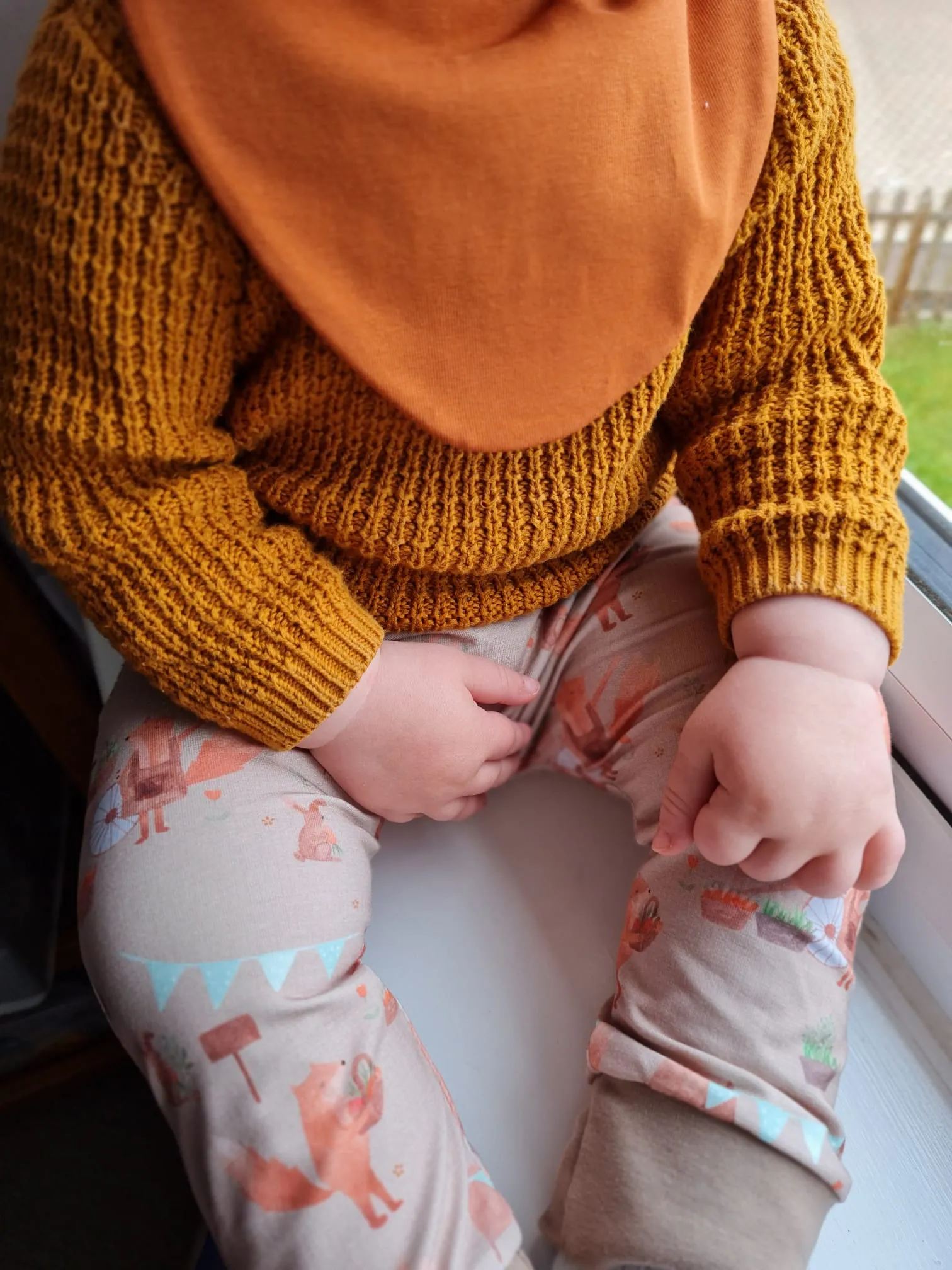 Rust Waterproof Dribble Bib