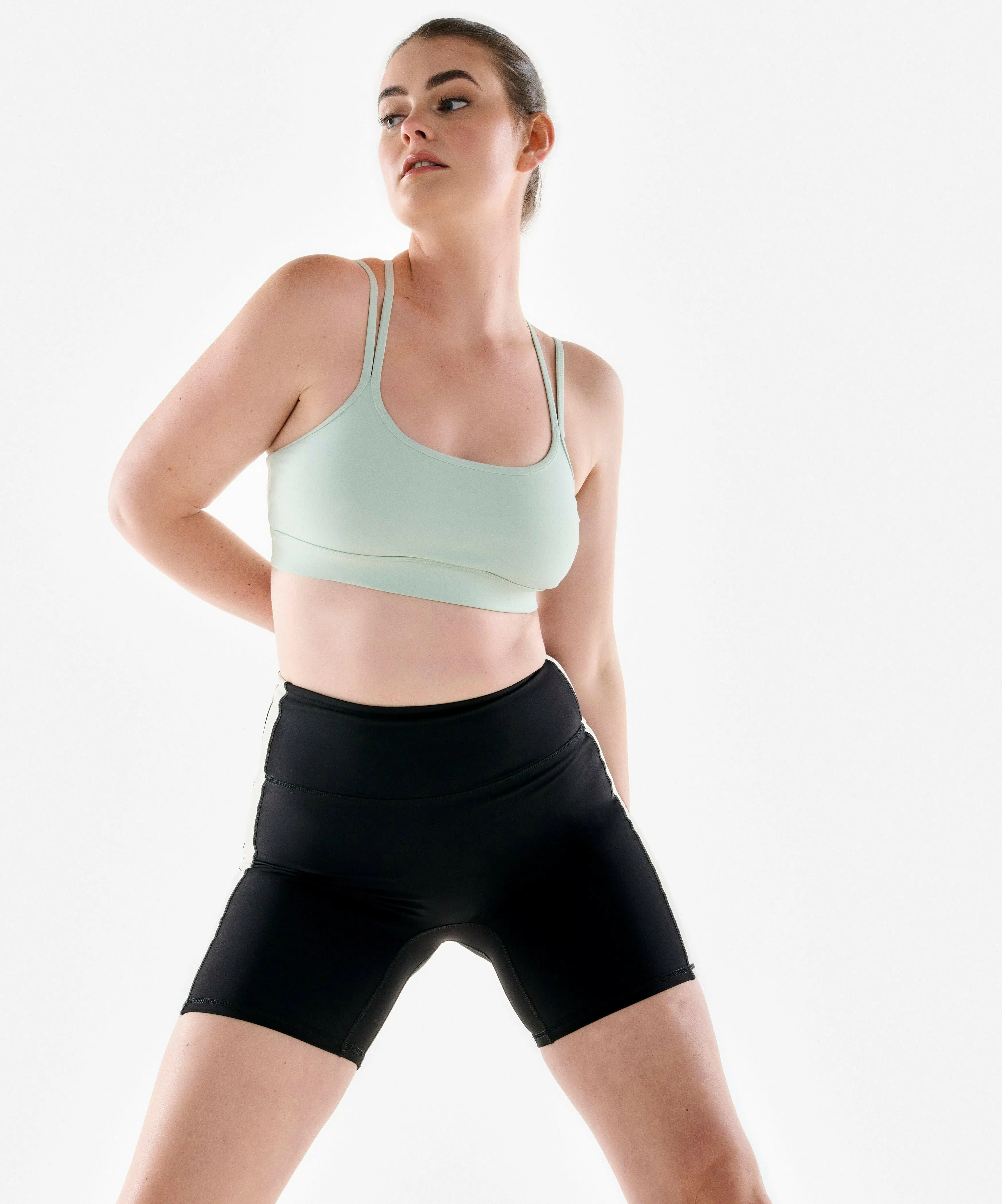 Sculpt Strappy Bra