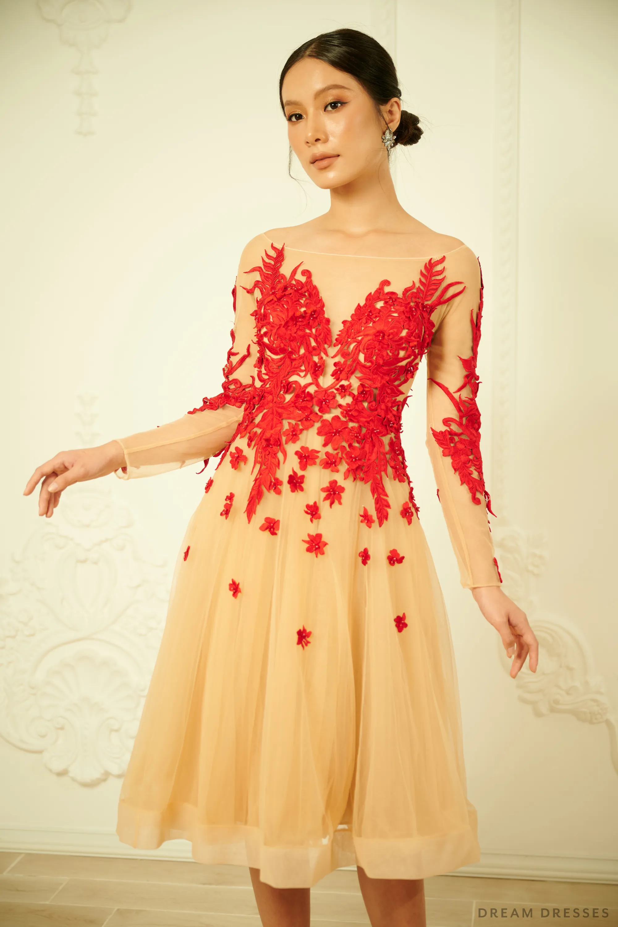 Short Red Dress with Embroidery (#NICOLETTA)