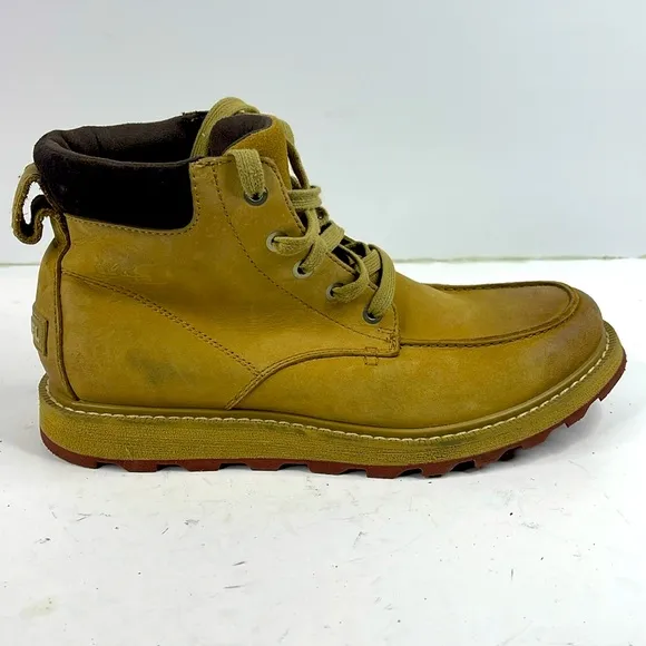 Sorel Men's Waterproof Boot, MADSON MOC TOE WATERPROOF Size 7.5