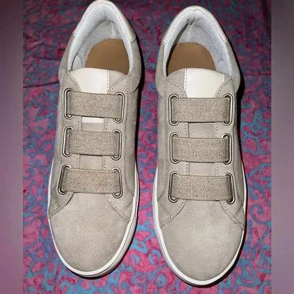 The Flexx sneak easy women’s sneaker