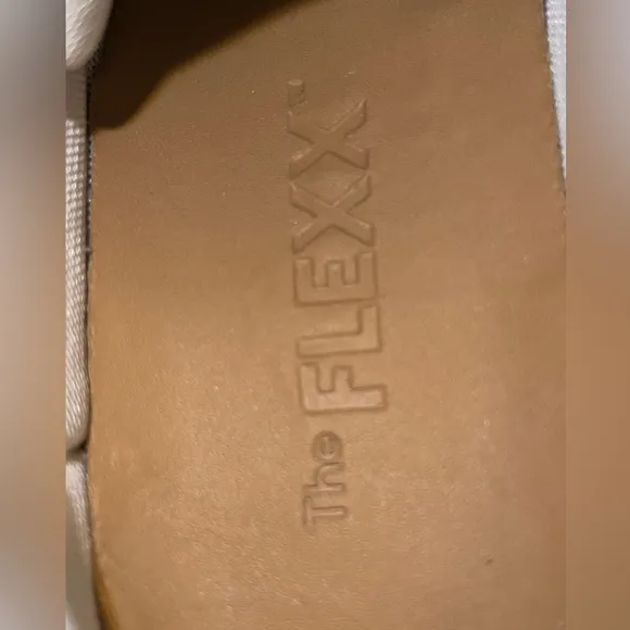 The Flexx sneak easy women’s sneaker