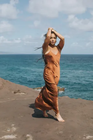 The Prairie Wildrye Slip dress in Tobacco