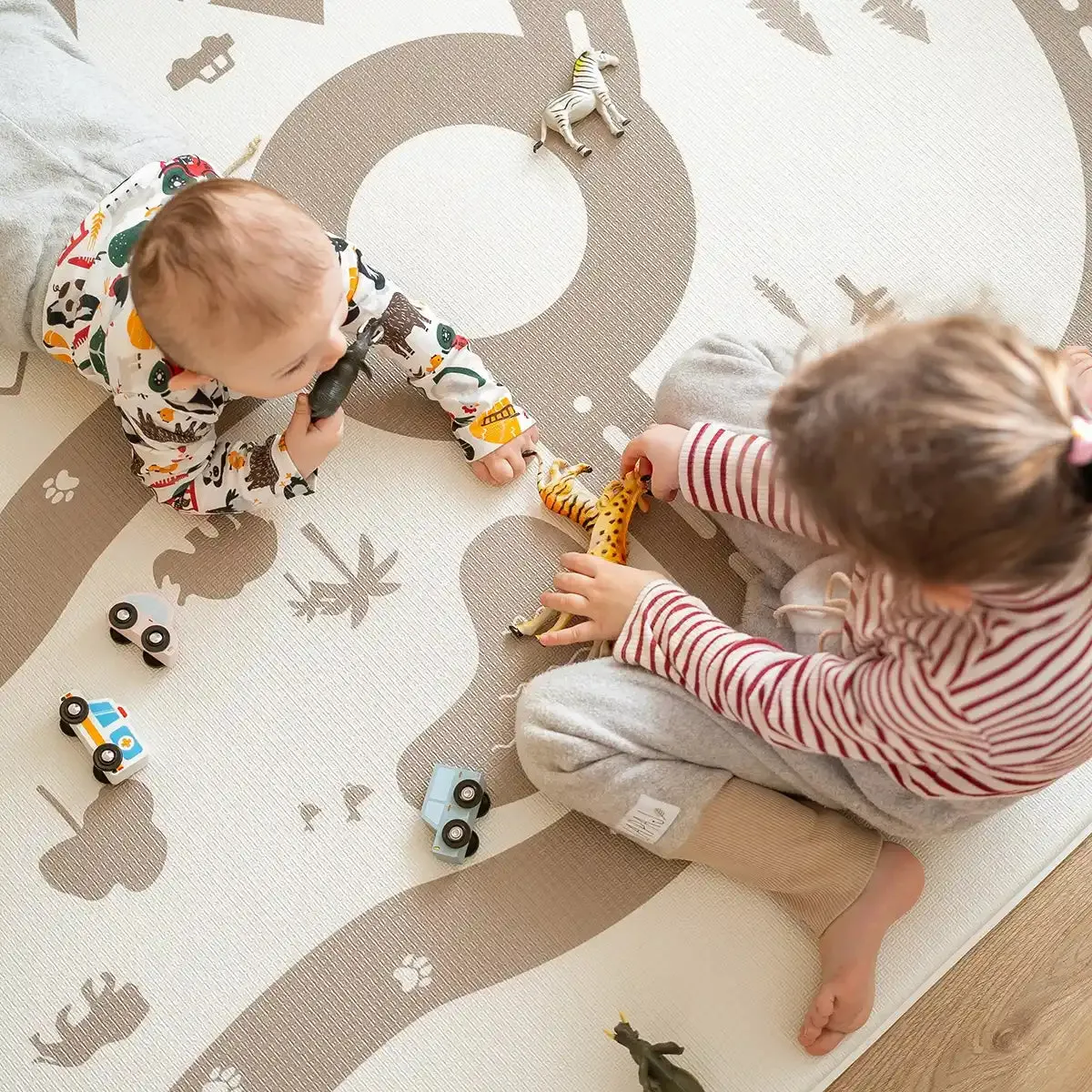 Tiny Land® Double-Sided Baby Playmat Urban Zoo Adventure