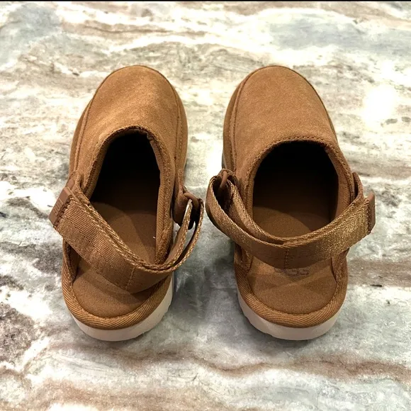 UGG Kid’s Goldenstar Clog Slip On