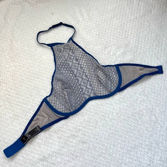 Victorias Secret Very Sexy 2 Pc Set Unlined Fishnet Lace Halter Bra 32C Thong S