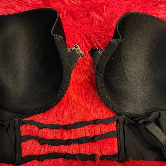 VS Black Demi Bra With Knotted Strappy Back &amp; Front Closure Underwire Bra 36D