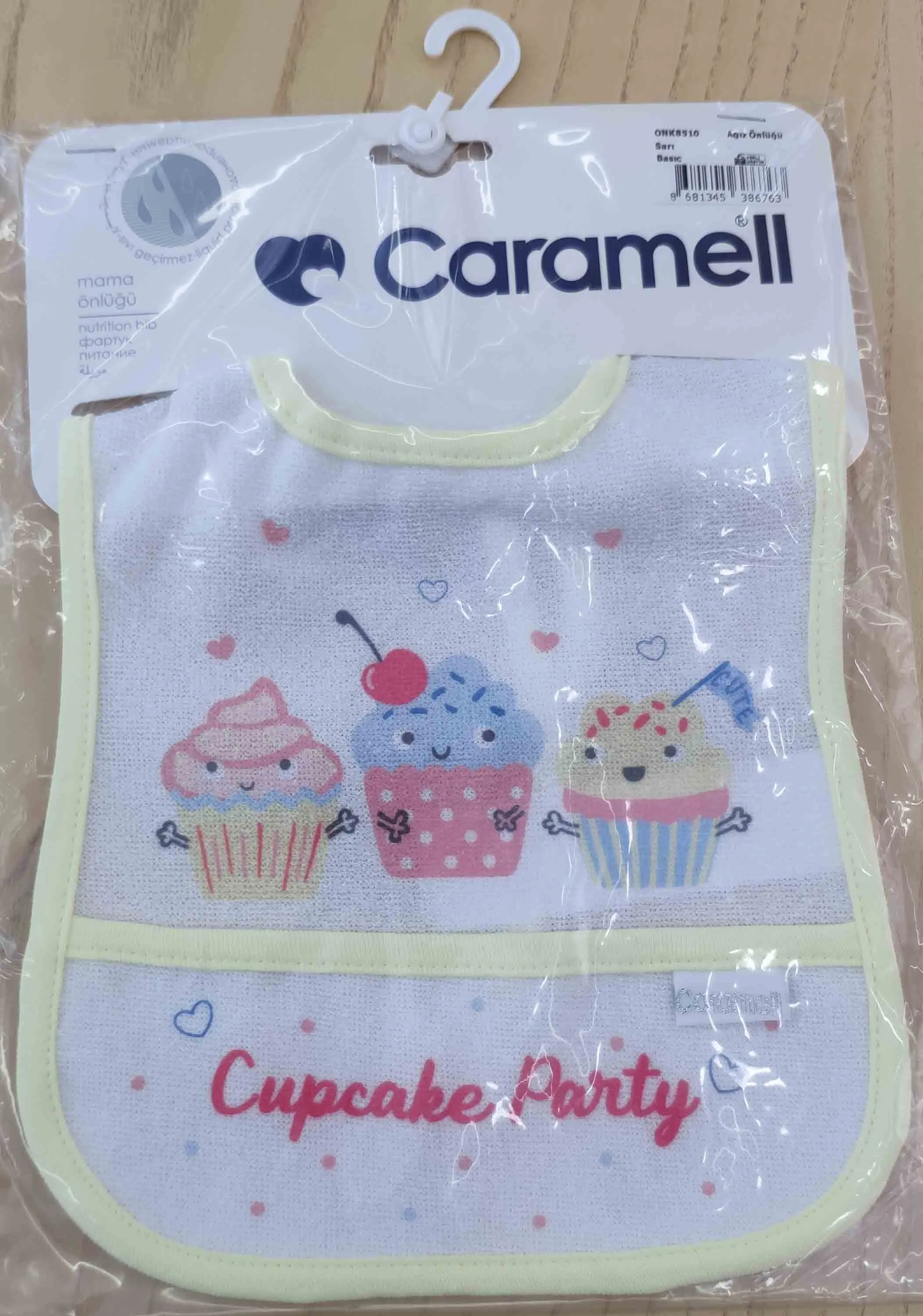Waterproof Cupcake Party Bib